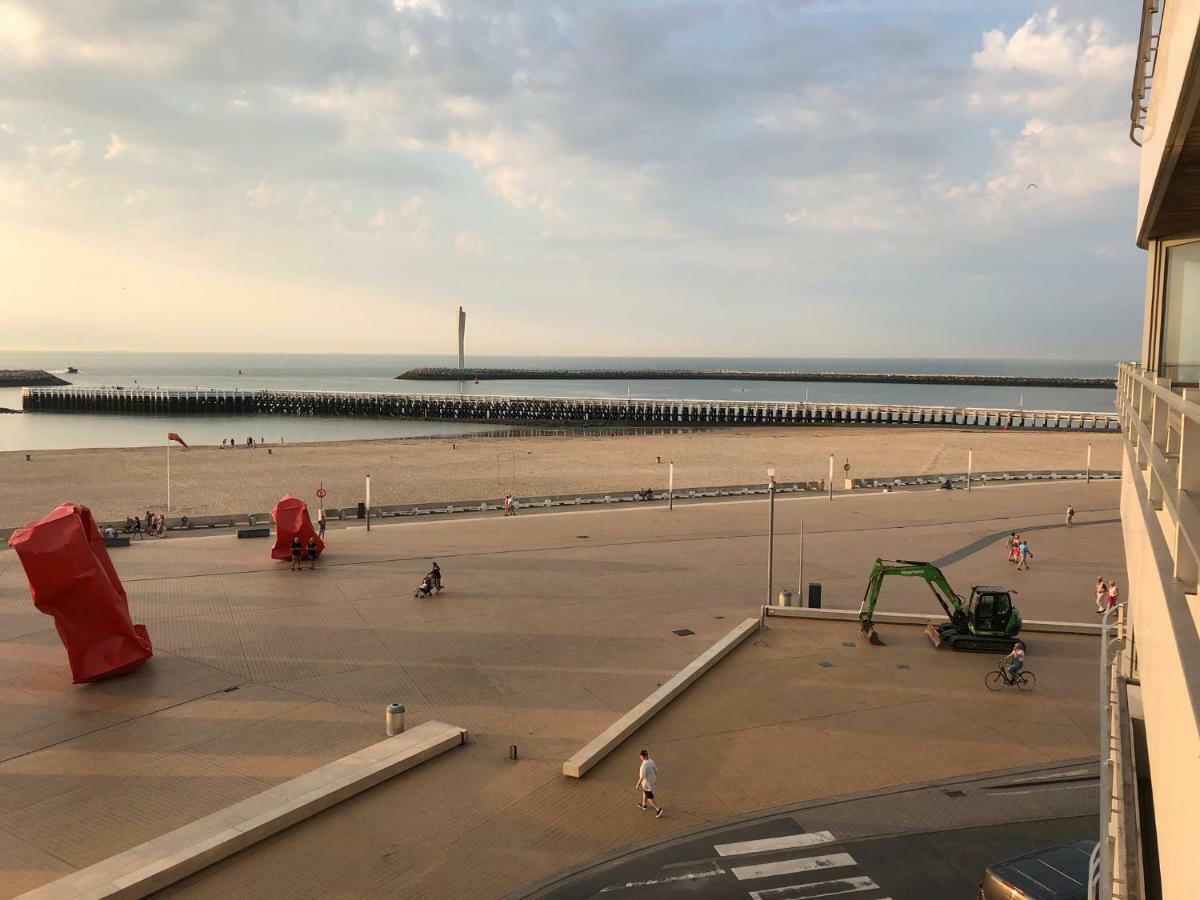 Panoramic View On Beach, Ships, Sea - Place To Be Ostend Exterior photo